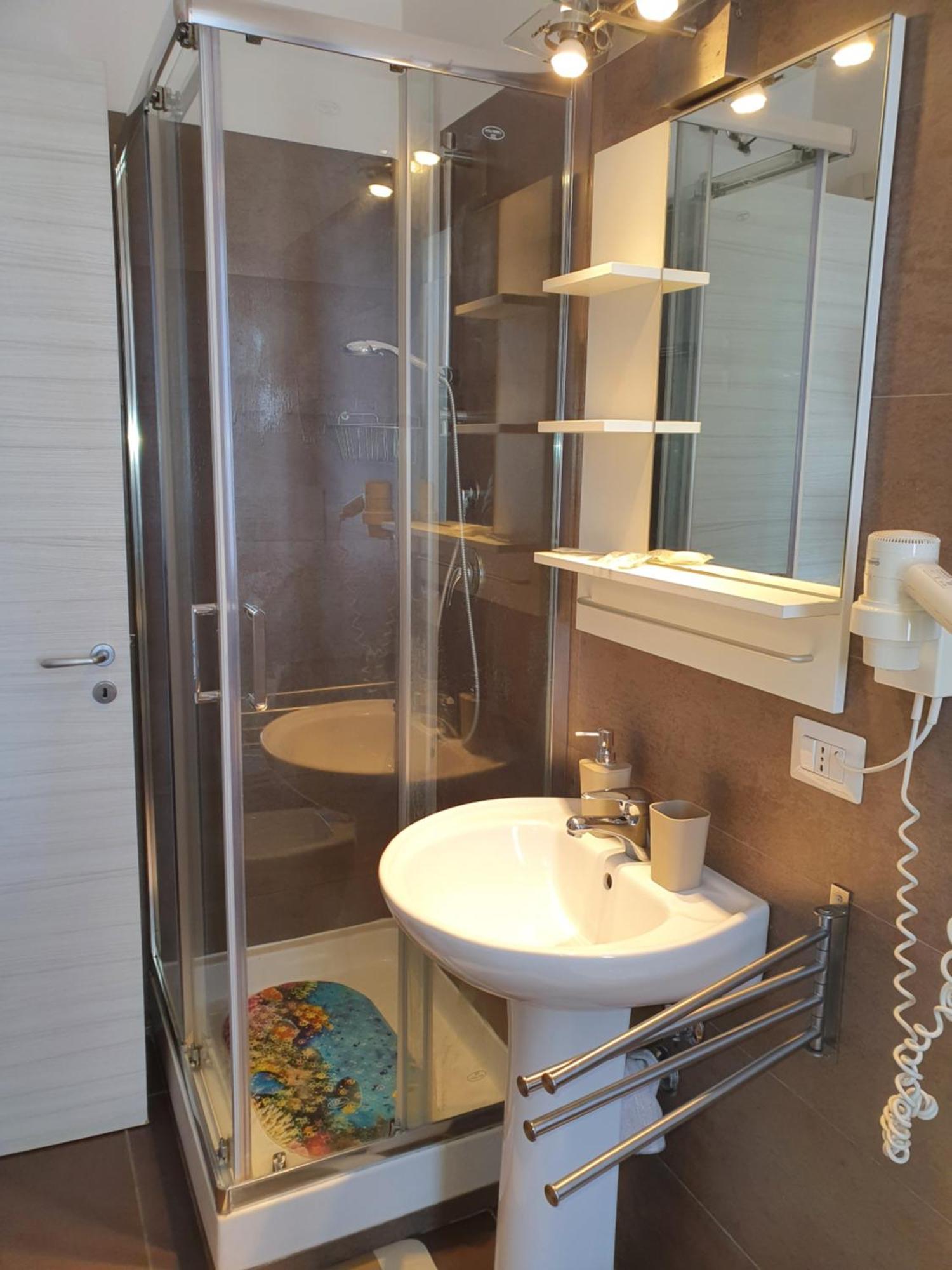 4Rooms Guest House Free Wi-Fi Salerno Exteriér fotografie