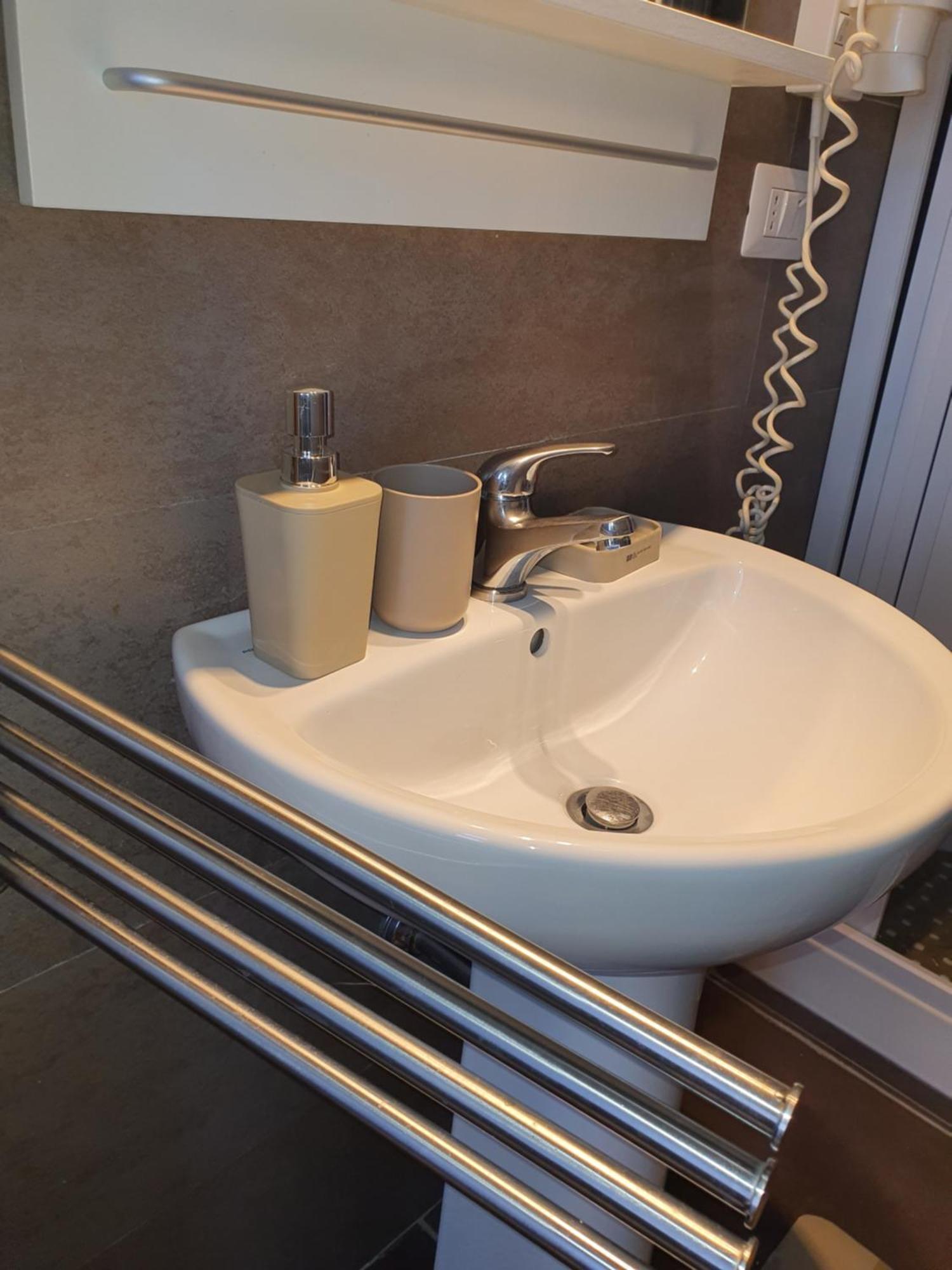 4Rooms Guest House Free Wi-Fi Salerno Exteriér fotografie
