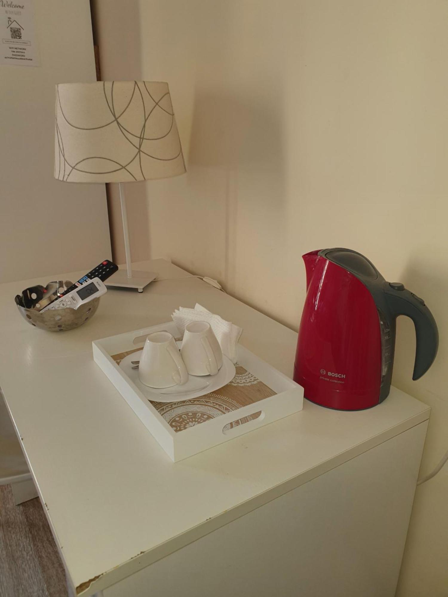 4Rooms Guest House Free Wi-Fi Salerno Exteriér fotografie