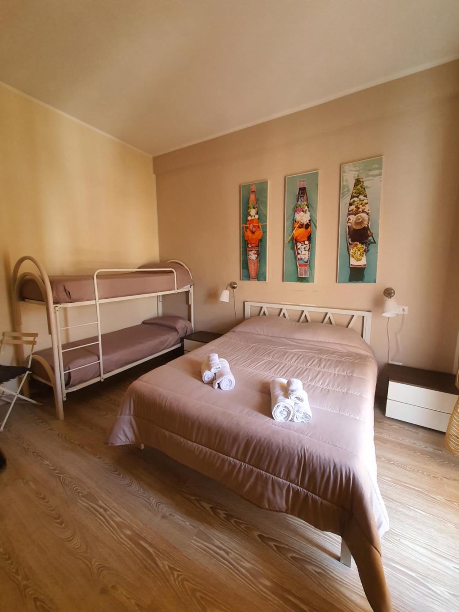 4Rooms Guest House Free Wi-Fi Salerno Exteriér fotografie