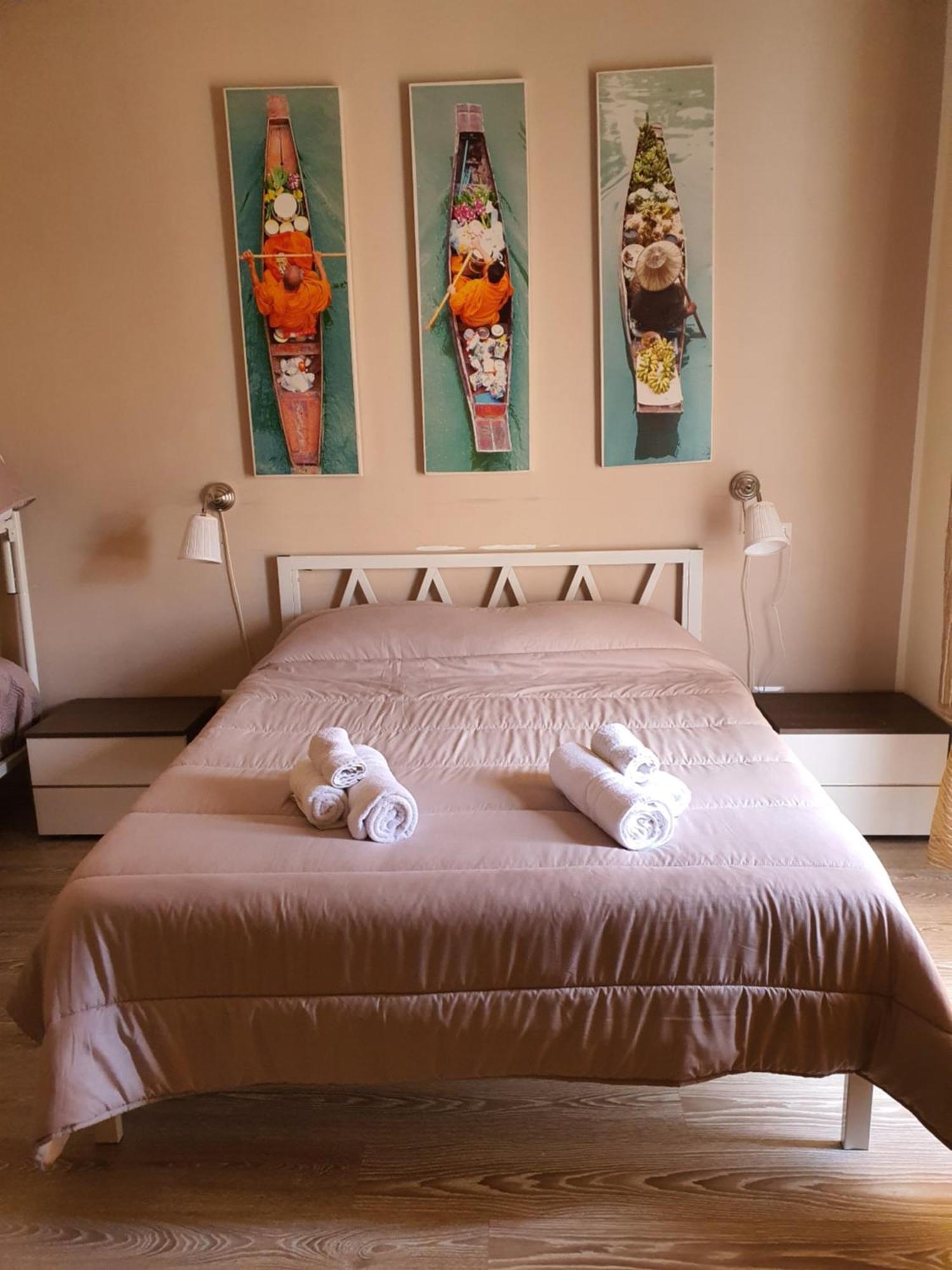4Rooms Guest House Free Wi-Fi Salerno Exteriér fotografie