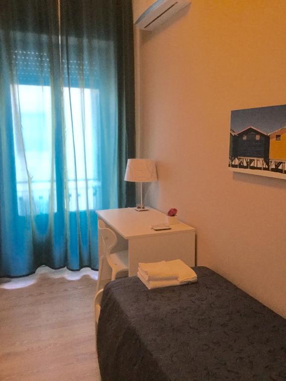4Rooms Guest House Free Wi-Fi Salerno Exteriér fotografie
