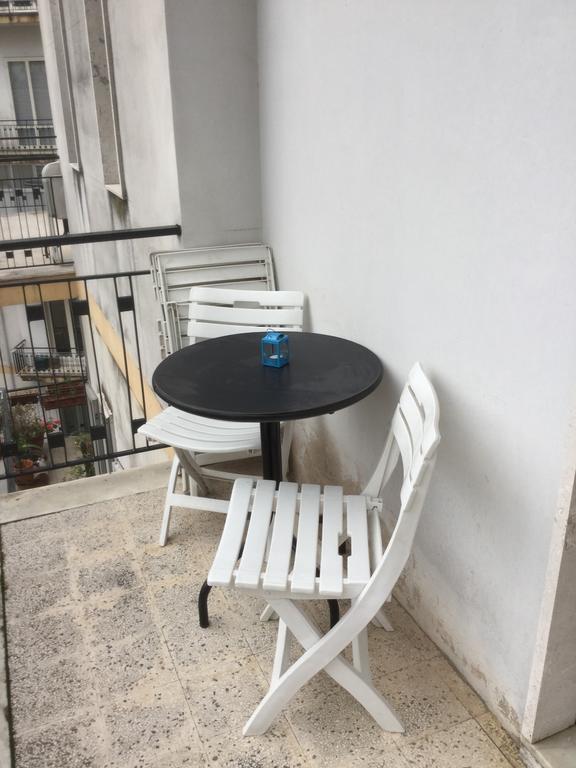 4Rooms Guest House Free Wi-Fi Salerno Exteriér fotografie